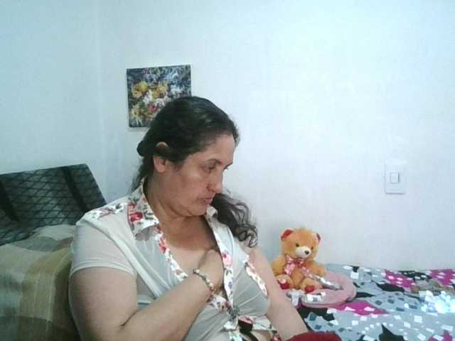 Ximenajimenez live cam on BongaCams
