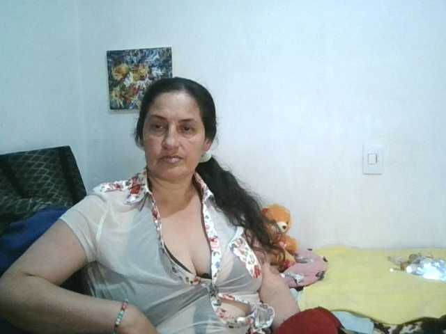 Ximenajimenez live cam on BongaCams