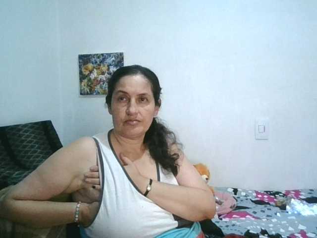 Ximenajimenez live cam on BongaCams