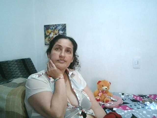 Ximenajimenez live cam on BongaCams