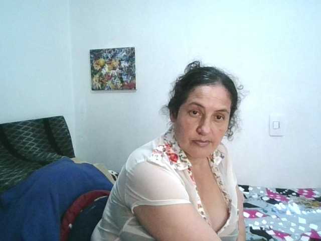 Ximenajimenez live cam on BongaCams