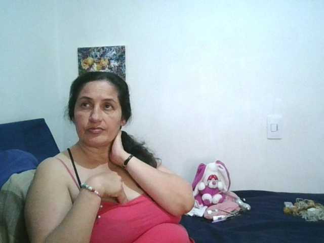 Ximenajimenez live cam on BongaCams