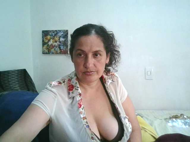 Ximenajimenez live cam on BongaCams