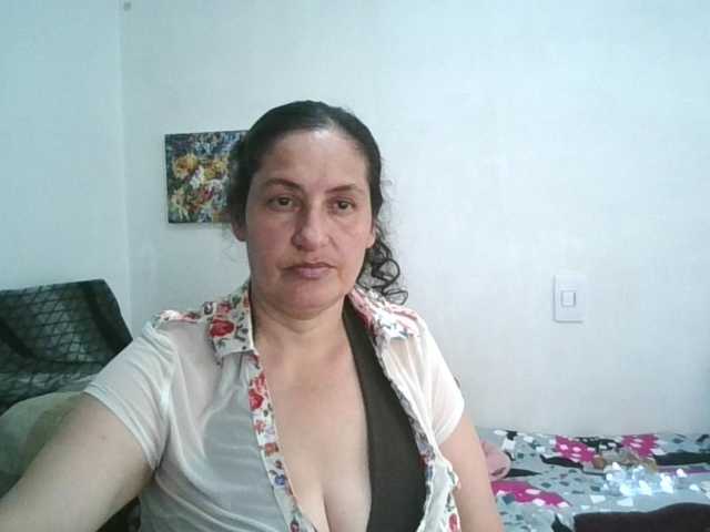 Ximenajimenez live cam on BongaCams