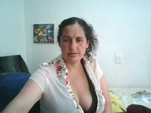 Ximenajimenez live cam on BongaCams