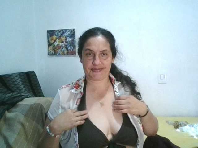 Ximenajimenez live cam on BongaCams