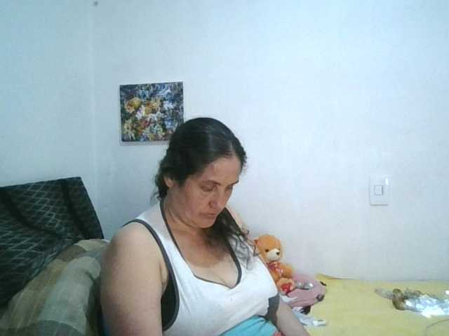 Ximenajimenez live cam on BongaCams