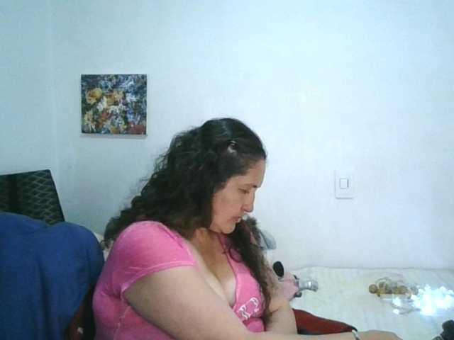 Ximenajimenez live cam on BongaCams