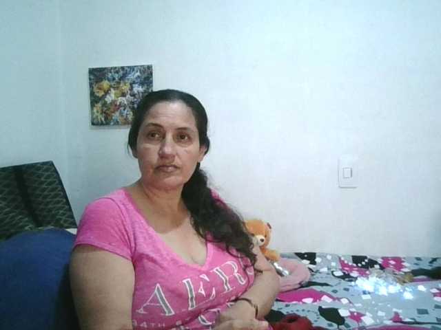 Ximenajimenez live cam on BongaCams