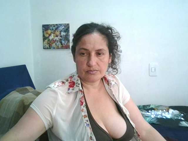 Ximenajimenez live cam on BongaCams