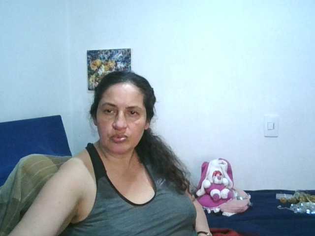 Ximenajimenez live cam on BongaCams