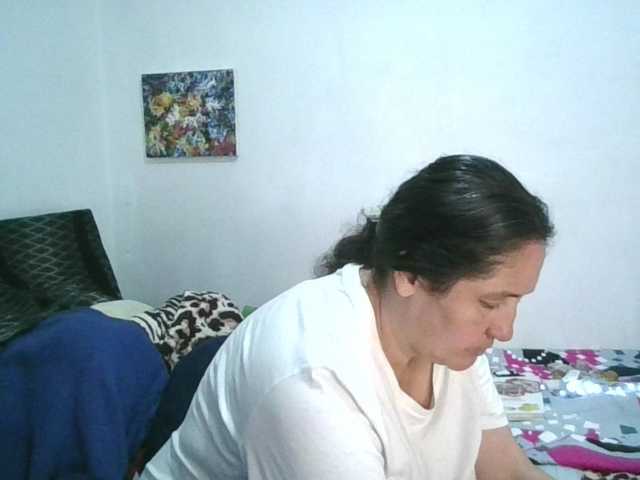 Ximenajimenez live cam on BongaCams