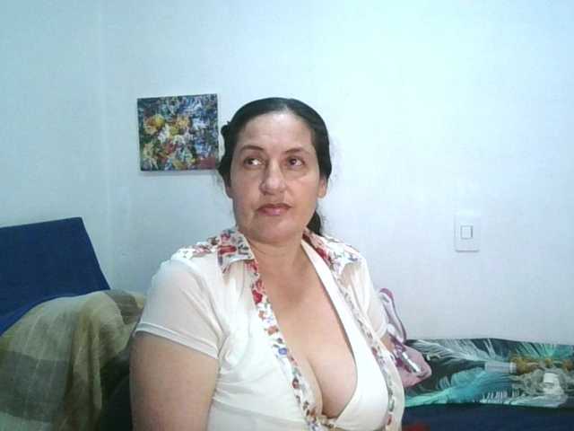 Ximenajimenez live cam on BongaCams