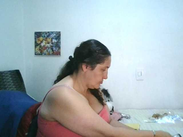 Ximenajimenez live cam on BongaCams
