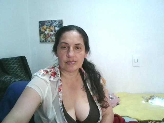Ximenajimenez live cam on BongaCams
