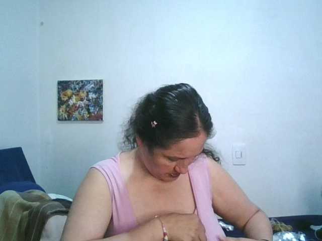 Ximenajimenez live cam on BongaCams