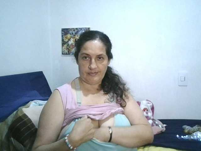 Ximenajimenez live cam on BongaCams
