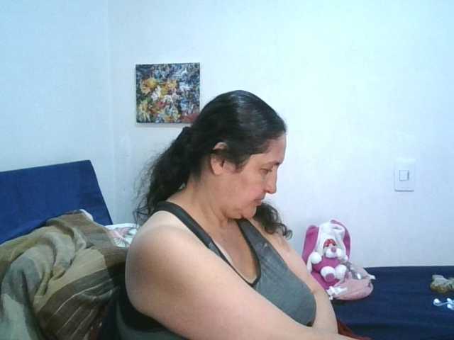Ximenajimenez live cam on BongaCams