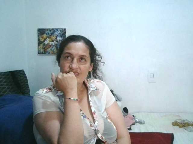 Ximenajimenez live cam preview