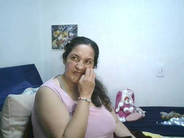 Ximenajimenez live cam on BongaCams