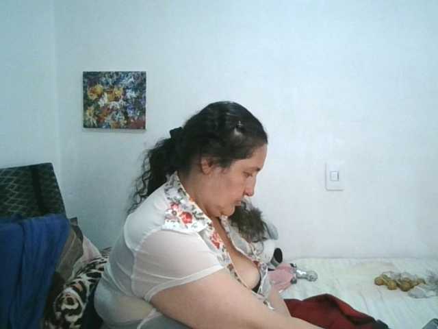 Ximenajimenez live cam on BongaCams
