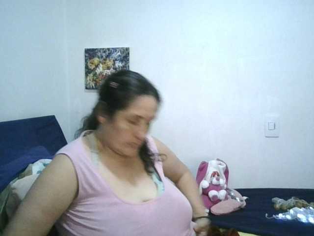 Ximenajimenez live cam on BongaCams