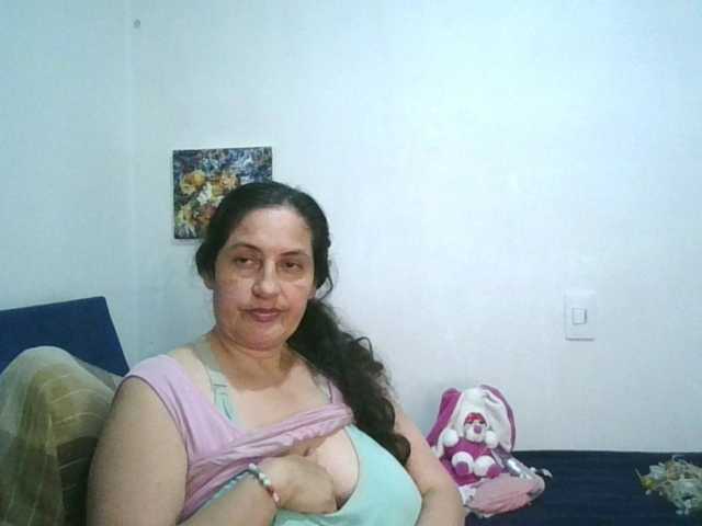 Ximenajimenez live cam on BongaCams