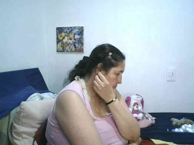 Ximenajimenez Live Webcam on BongaCams