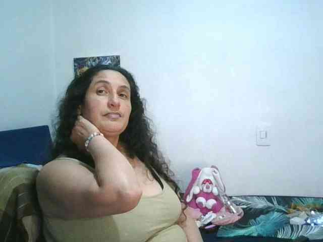 Ximenajimenez Live Webcam on BongaCams