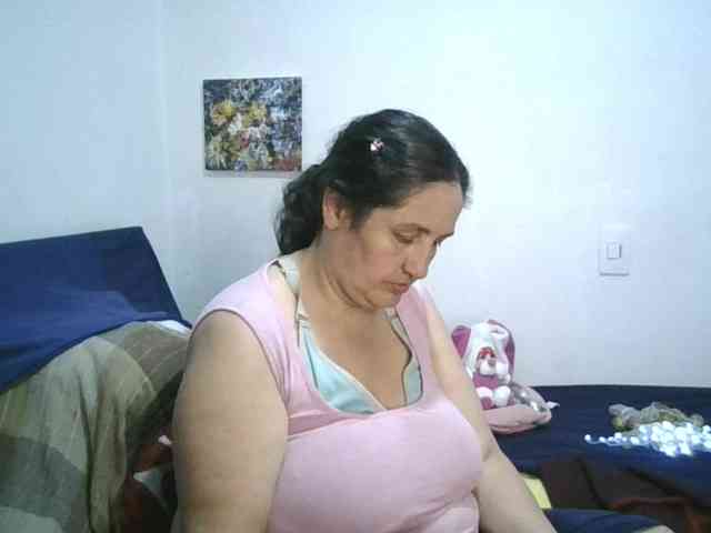 Ximenajimenez Live Webcam on BongaCams