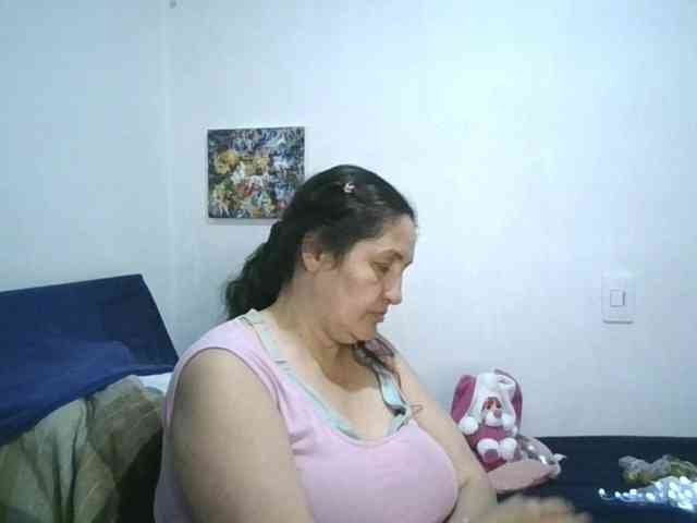 Ximenajimenez Live Webcam on BongaCams