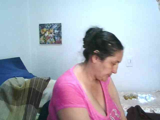 Modèle: Ximenajimenez