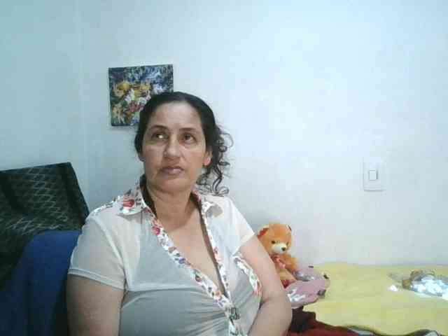 Ximenajimenez Live Webcam on BongaCams