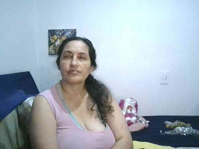 Ximenajimenez Live Webcam on BongaCams