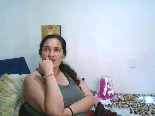 Ximenajimenez Live Webcam on BongaCams