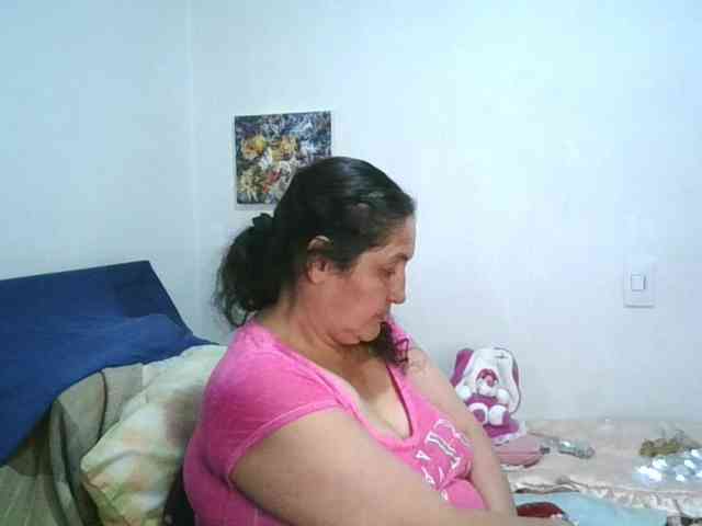 Ximenajimenez Live Webcam on BongaCams