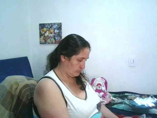 Ximenajimenez Live Webcam on BongaCams