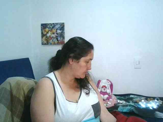 Ximenajimenez Live Webcam on BongaCams