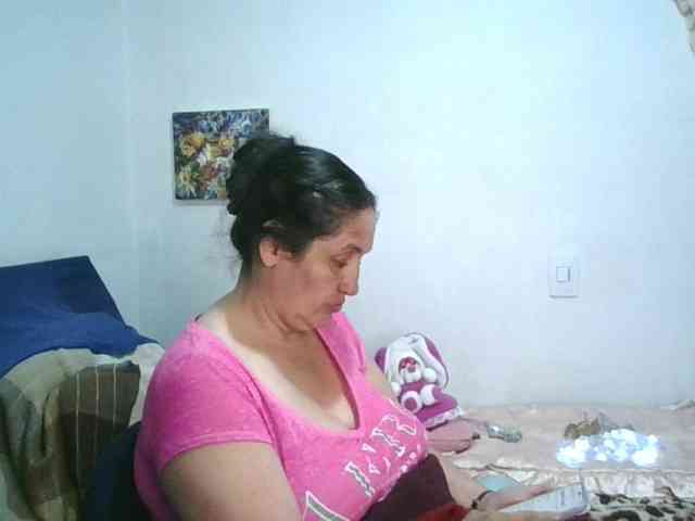 Ximenajimenez Live Webcam on BongaCams