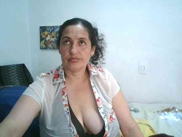 模特: Ximenajimenez
