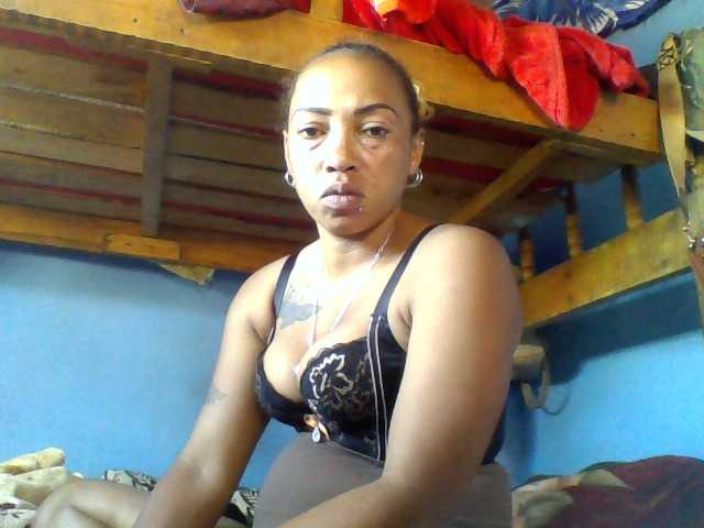 HotLilie live cam on BongaCams