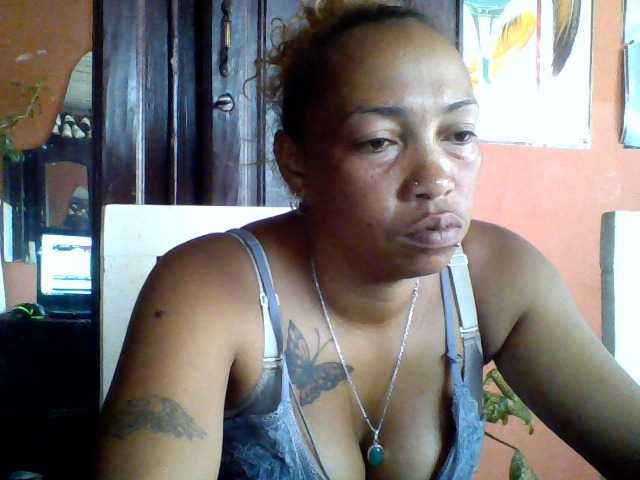 HotLilie live cam on BongaCams