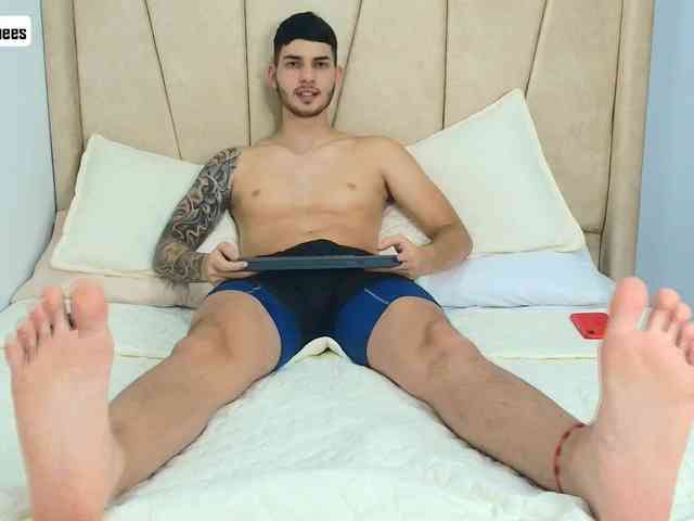 god-drake0 Live Webcam on BongaCams