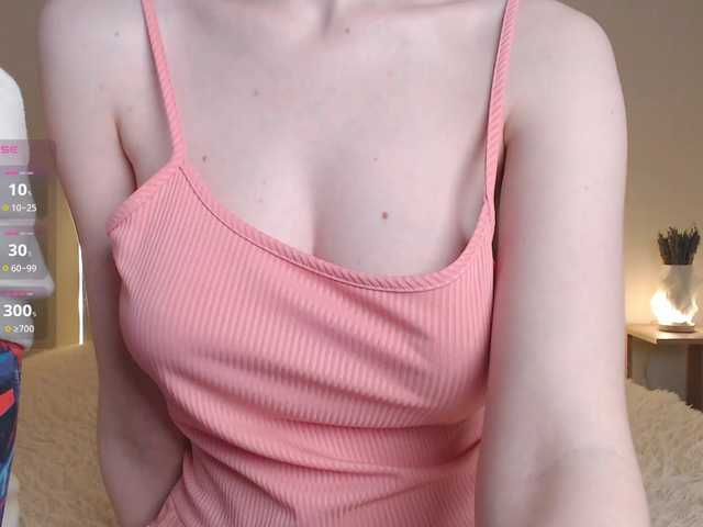 BananaBrain7 live cam on BongaCams