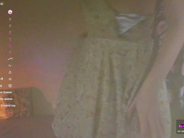 AlexSquirrel's BongaCams show and profile