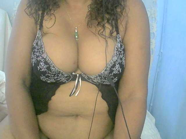 Vicky20a live cam on BongaCams