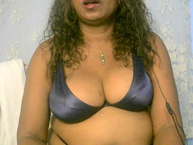 Vicky20a live cam on BongaCams