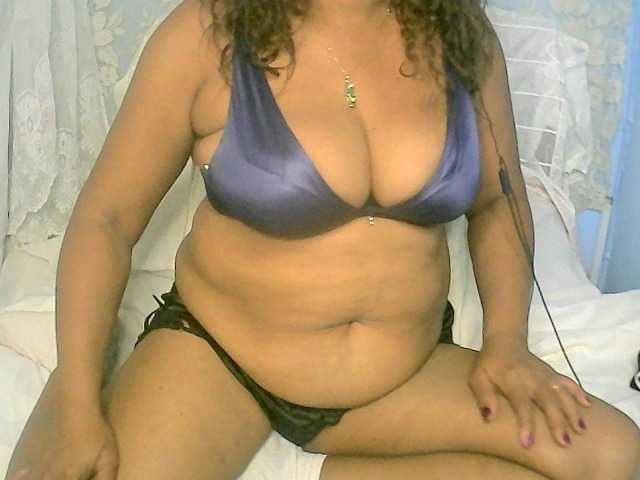 Vicky20a live cam on UnifiedCams
