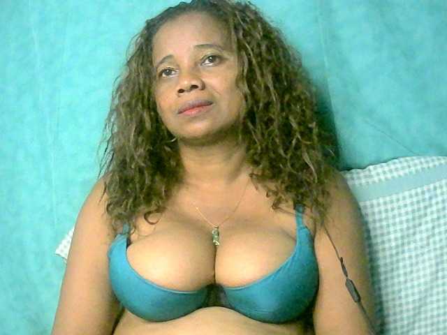 Vicky20a live cam on BongaCams