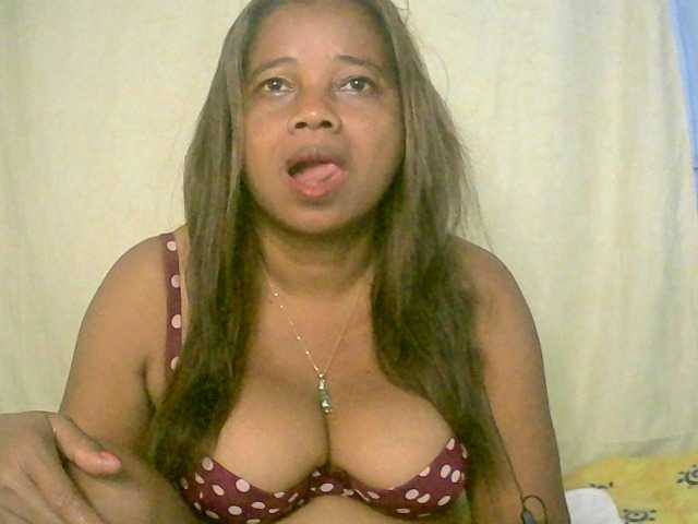 Vicky20a live cam on BongaCams